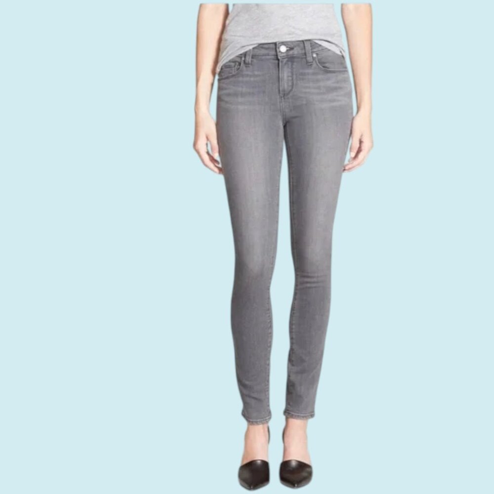 PAIGE Slim Skinny Jeans in Light Gray Wash